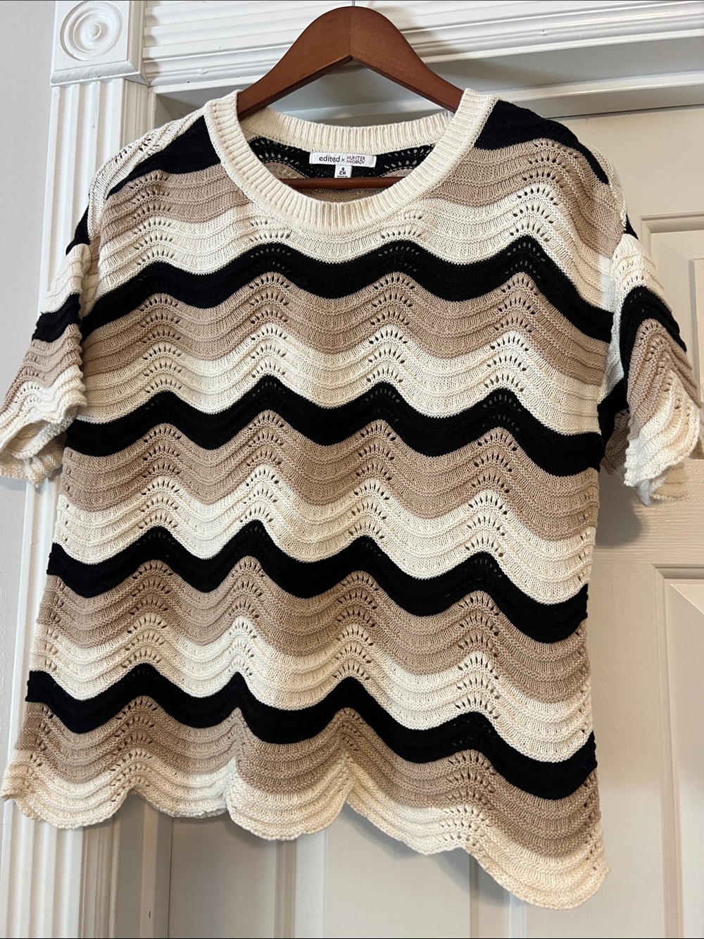 Edited x Hunter McGrady Wave-Stripe Open-Knit Sweater in Cream, Beige & Black